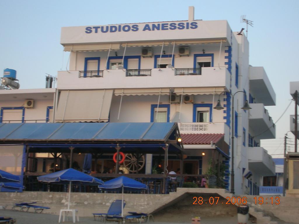 Studio Anessis คาลามากิ ภายนอก รูปภาพ